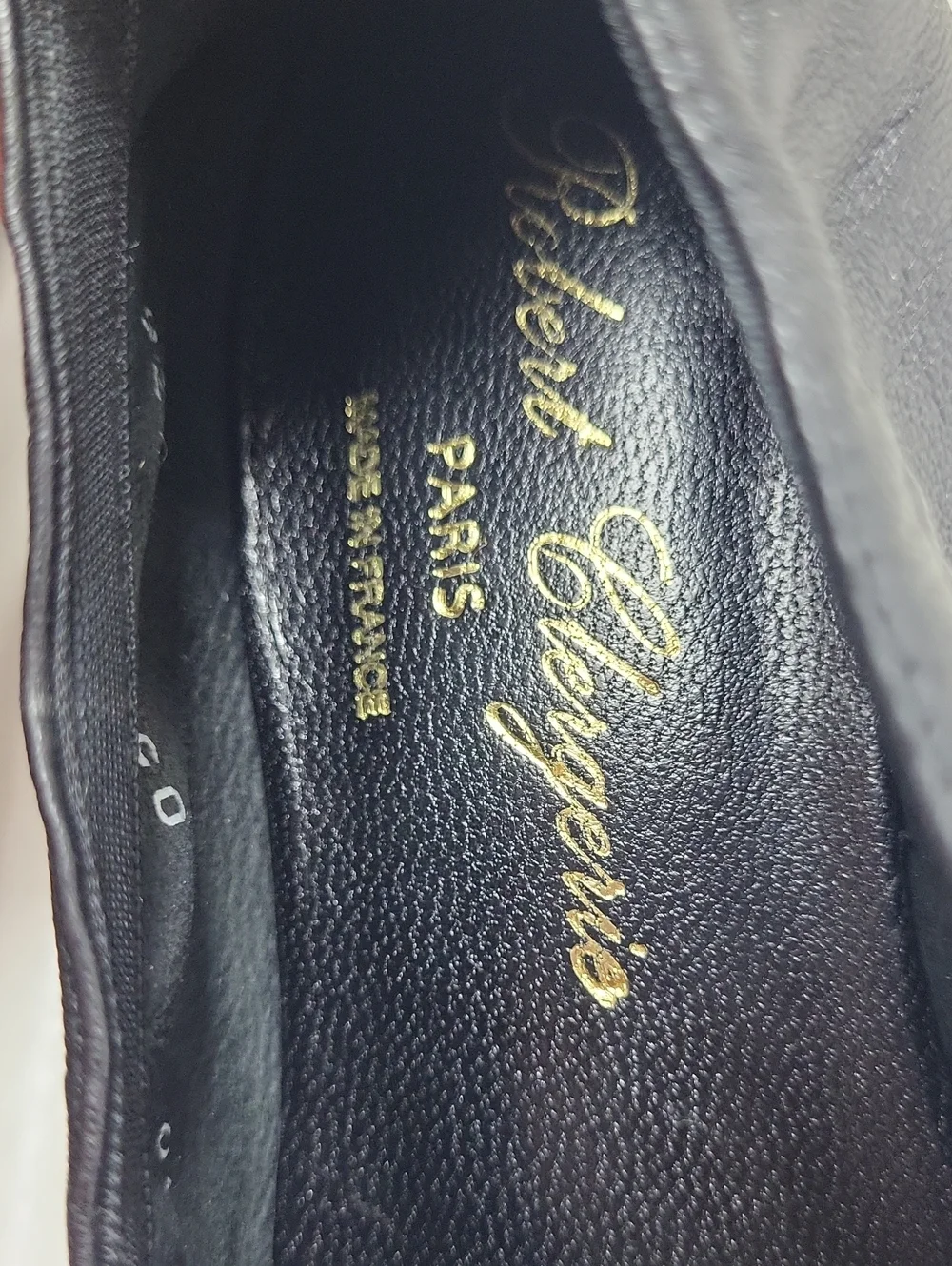 Robert Clergerie Black Leather Elastic-Back Ballet Flats. Size 36 = 6 US